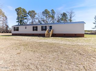 309 Berry Lewis Rd, Bladenboro, NC 28320