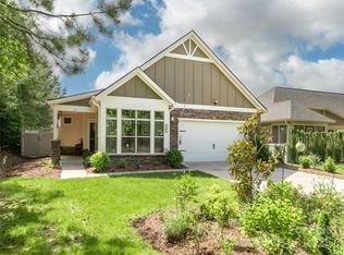 51 Honeycrisp Ct, Flat Rock, NC 28731