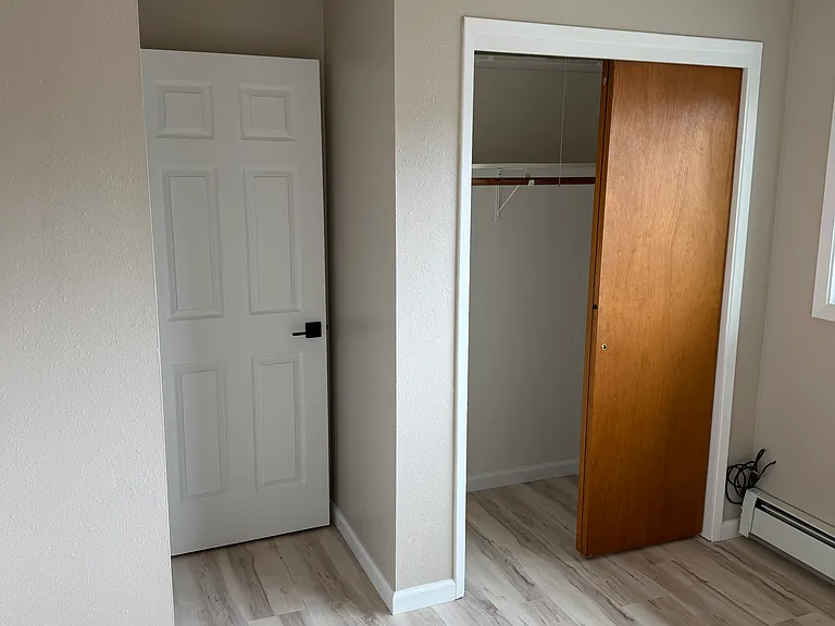 240 W 33rd Ave #1 — Photo 14