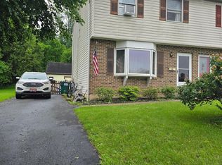 536 E Linden St, Fleetwood, PA