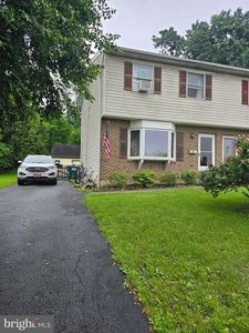 536 E Linden St, Fleetwood, PA, 19522