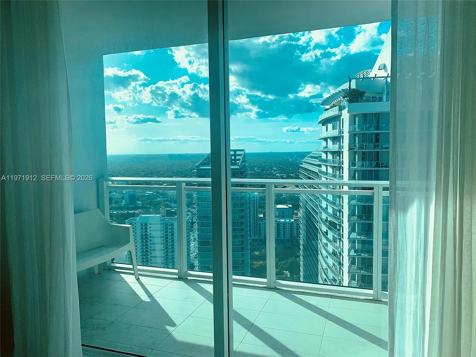 The Bondo (1080 Brickell) — Photo 4