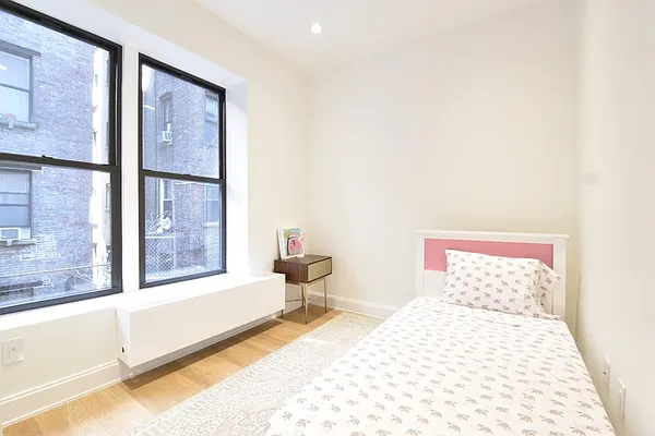Rented by (Legacy) NY Quality Living Uptown | media 32