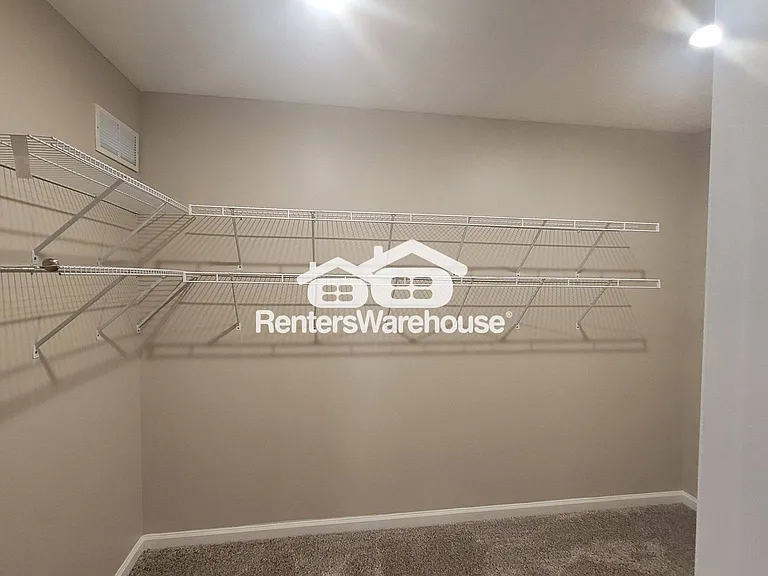1353 Isleworth Cir — Photo 7