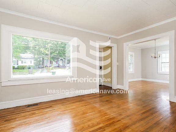 48178_005_living_room_13802292.jpg