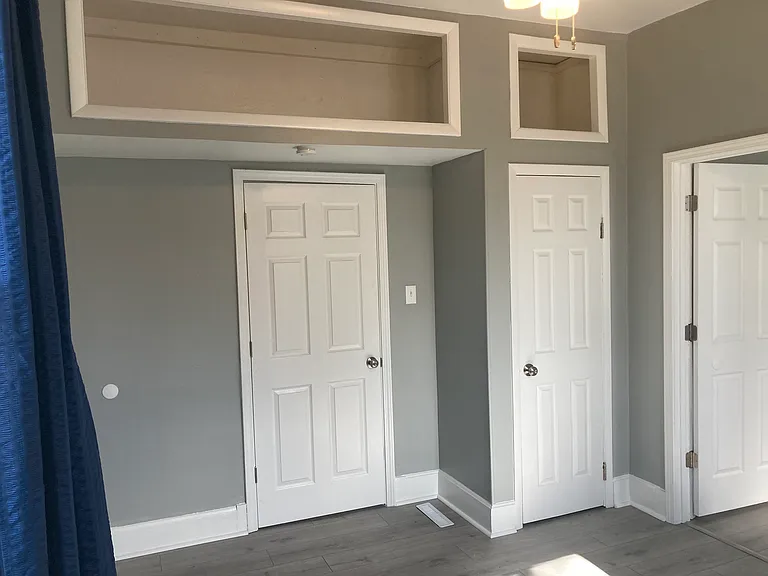 8 N Indiana Ave — Photo 33