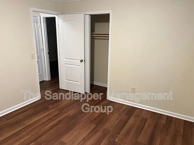 634 Cashew St #B — Photo 8