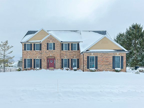 2nd image of 50876 Stone Hill Ct
