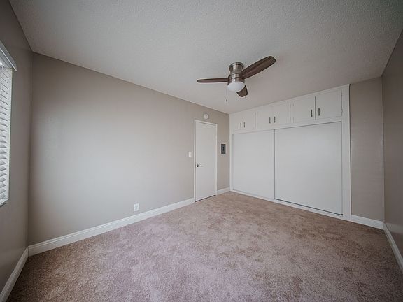 5th image of 1037 E 4th St APT 9