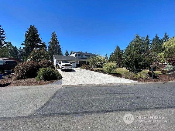2nd image of 14018 107th Avenue Ct E