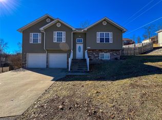 24555 Topaz Ln, Saint Robert, MO 65584