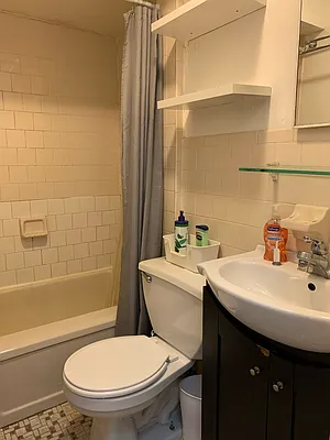 Rented by Bond New York | media 5