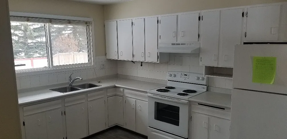 12344 152c Avenue Edmonton — Photo 2