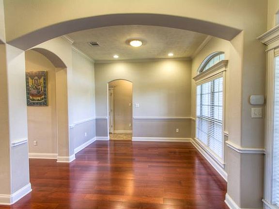 5th image of 2178 Chestnut Oak Cir