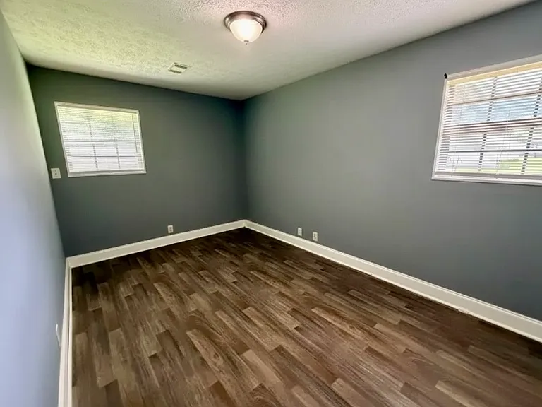 1502 Waverly Way #B-2 — Photo 7