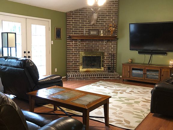 Living rm from hallway