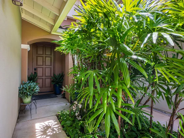 49 Kokea St Unit 1102, Wailuku, HI 96793
