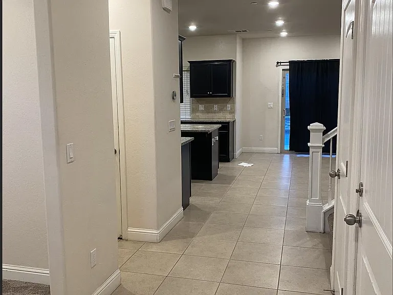 4029 Sierra Madre Ave — Photo 50