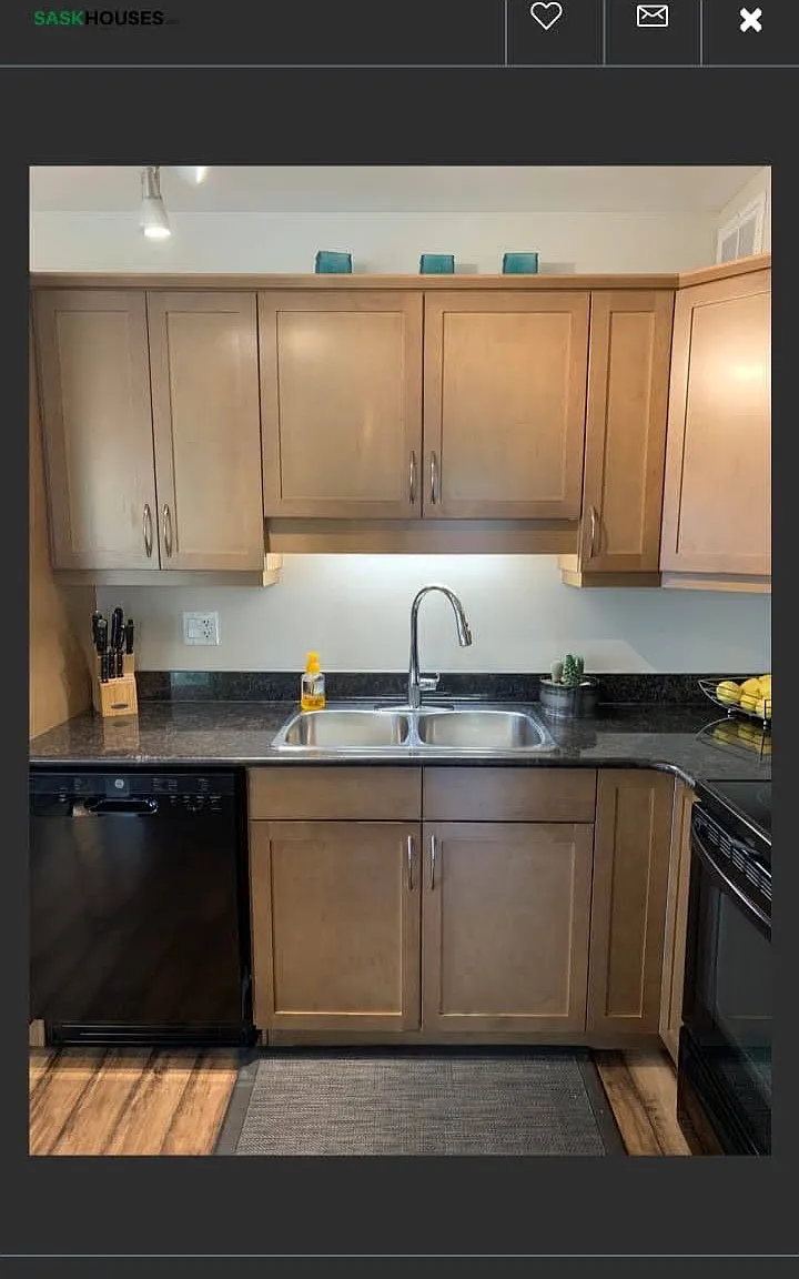 3 bed, 2.5 bath, 1330 sqft, $2,550 — Photo 4