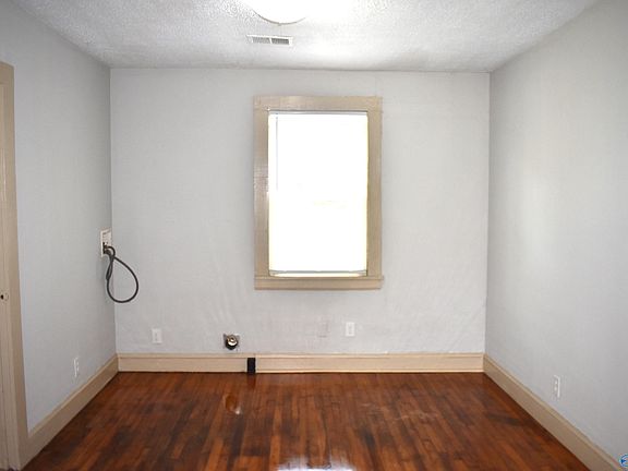 5th image of 511 Herzberg Cir