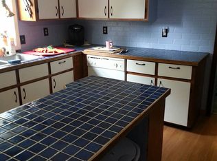 327 N Cochran Ave, Charlotte, MI 48813