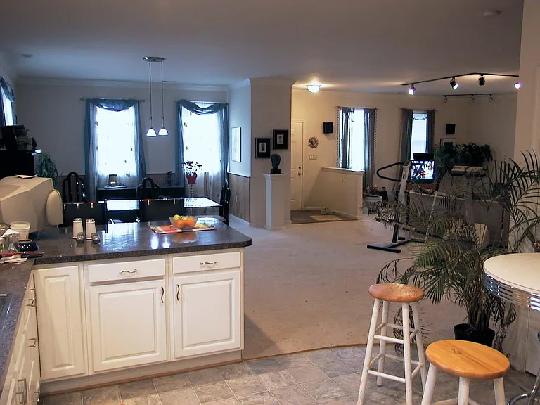 9961 Green Valley Rd — Photo 1