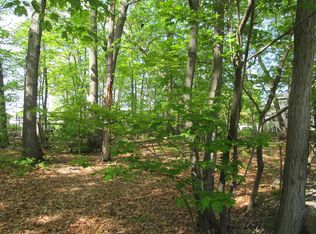 8 Maurice St, Worcester, MA 01604