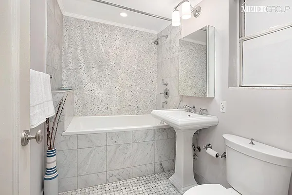 Rented by MEIER | media 25