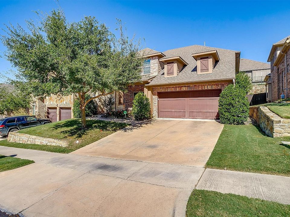 1st image of 7325 Valencia Grove Ct