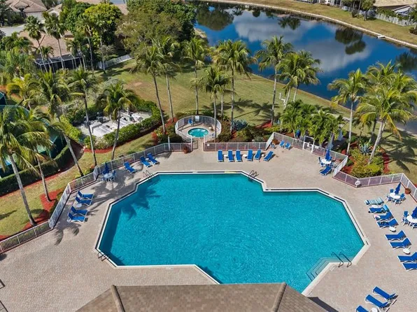 8400 NICHOLLS POINT, WEST PALM BEACH, FL 33411