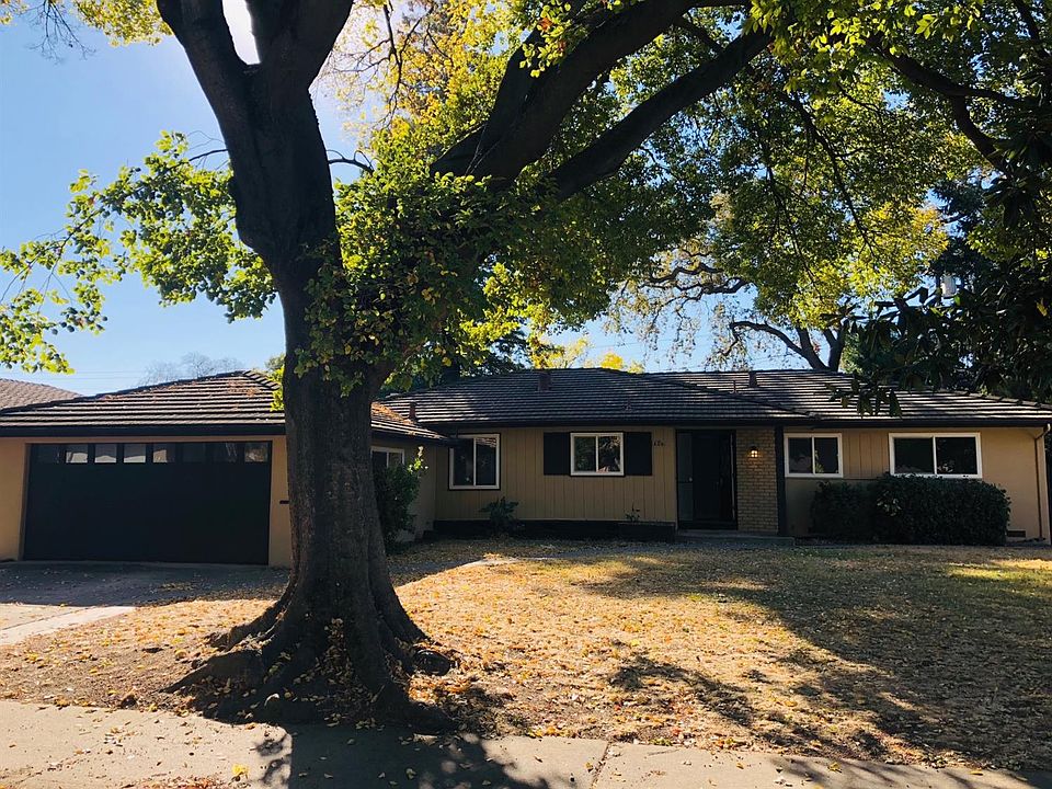 1st image of 406 E El Campo Ave