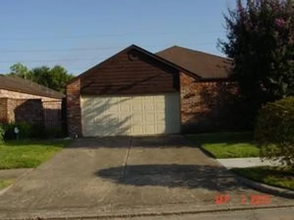 13118 Worthington St, Sugar Land, TX 77478