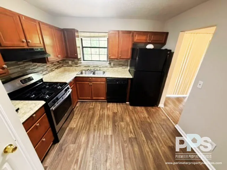 4852 Lost Colony Ct — Photo 2