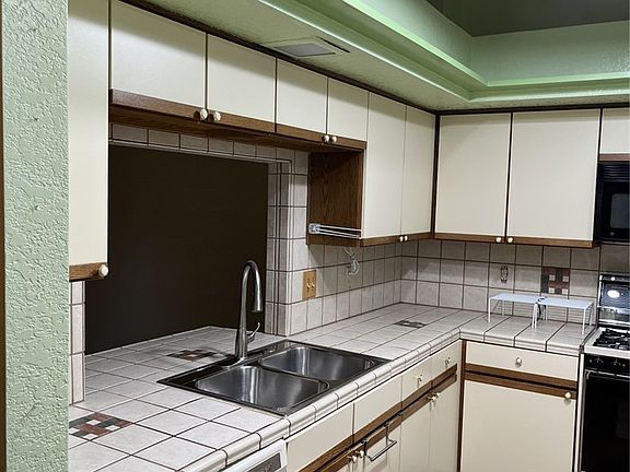 4th image of 5204 Las Cruces Dr
