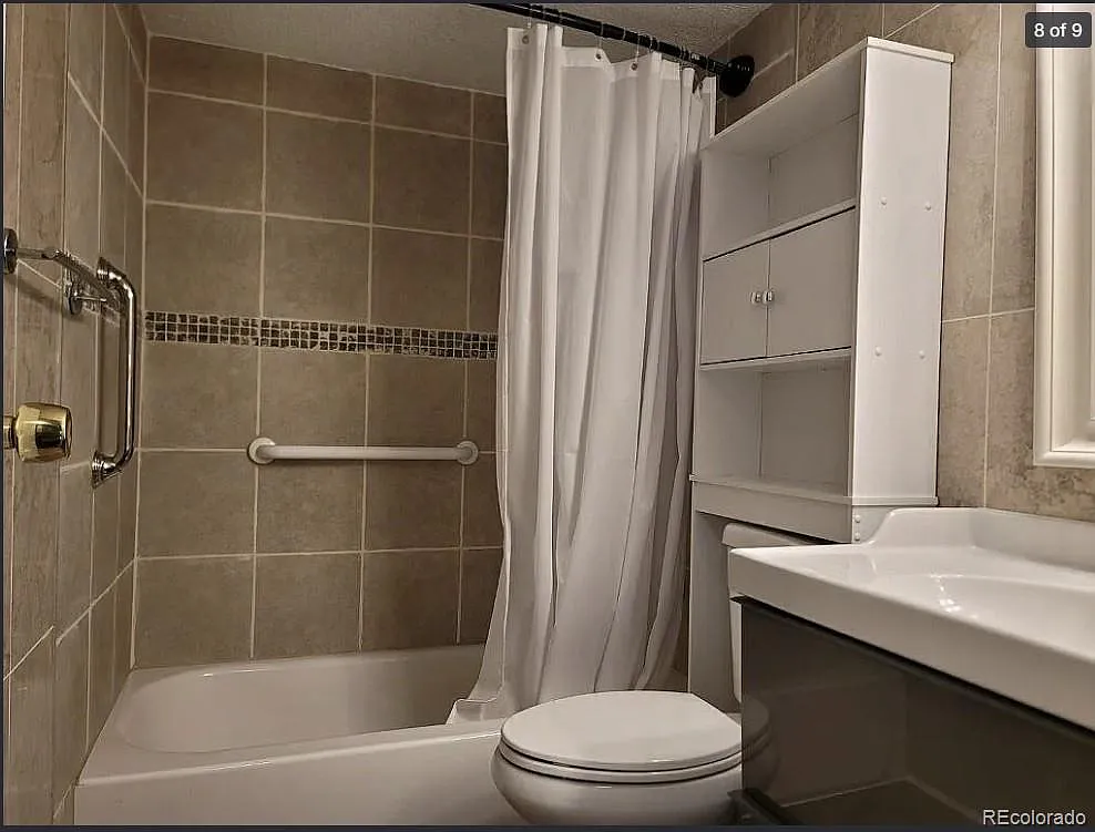 10211 Ura Ln — Photo 3