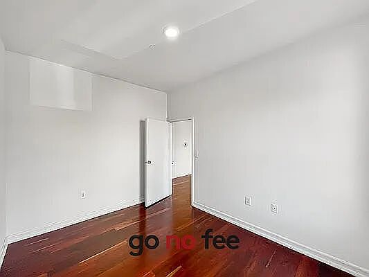 4th image of 2149 Frederick Douglass Blvd APT 3