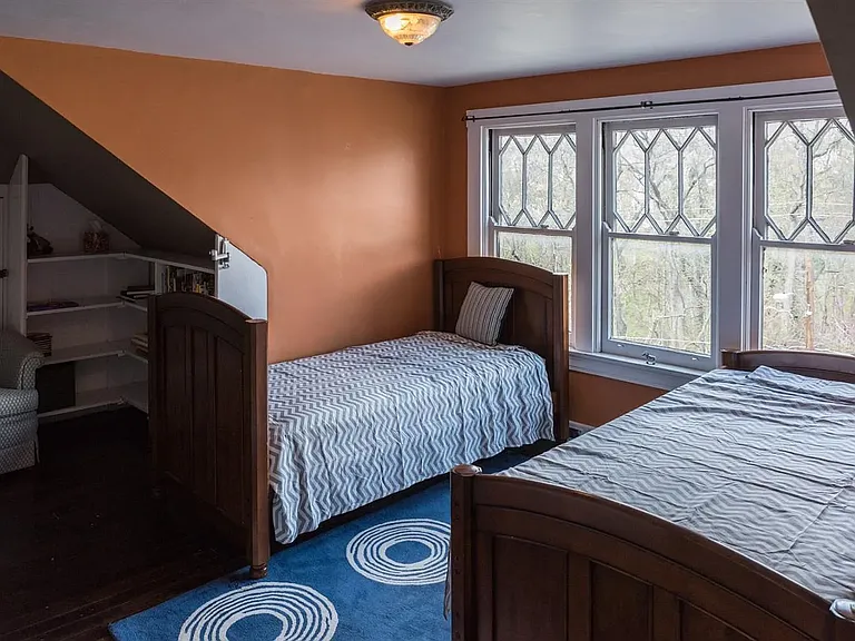401 McAlpin Ave #A — Photo 14