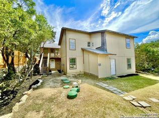829 Glenn Dr, Canyon Lake, TX 78133