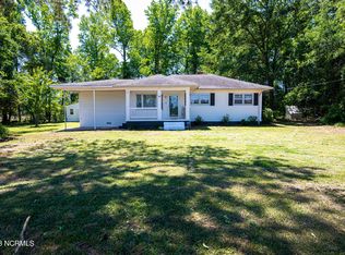 558 N Blizzard Town Rd, Beulaville, NC 28518