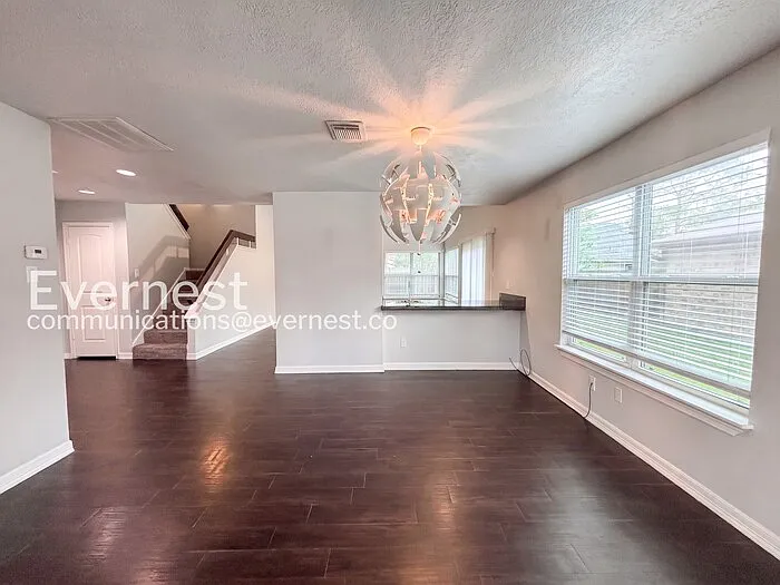 7842 Royan Dr — Photo 14
