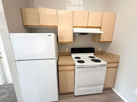 3rd image of 6244 W Corsair Ln APT 201