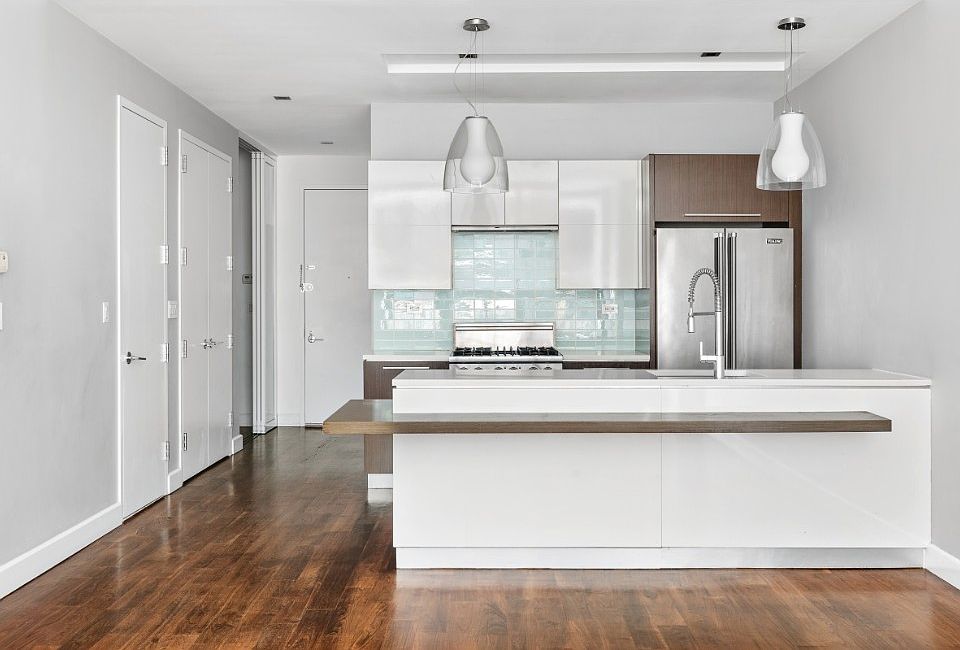 1st image of 2-17 51st Ave #315