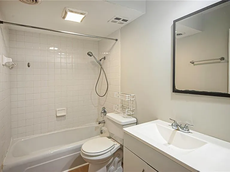 3099 Colonial Way #M — Photo 14