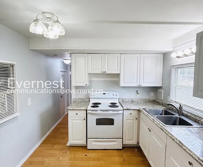 2133 Melody Dr — Photo 4