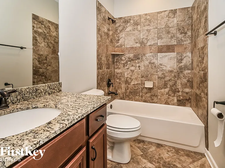 440 Hidden Meadows Cv — Photo 14