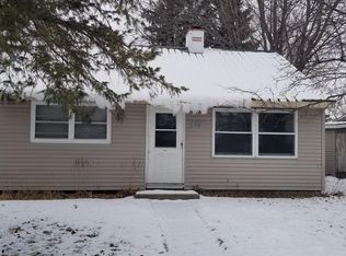 880 Maple Grove St, Tomah, WI 54660