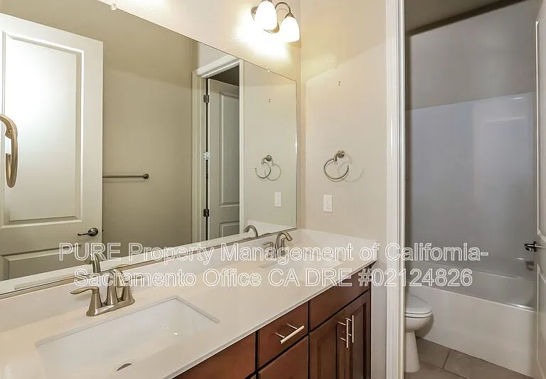 5281 Brentford Way — Photo 13