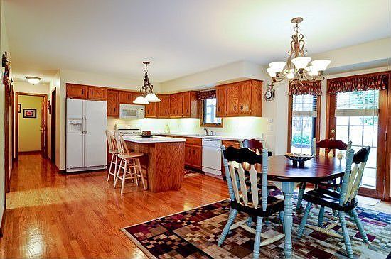 2nd image of 5323 Milkweed Dr