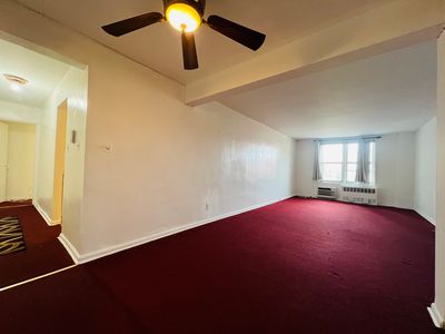 66-01 Burns St #3N, Rego Park, NY, 11374