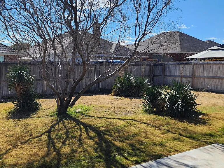 7018 Robbie Rd — Photo 5